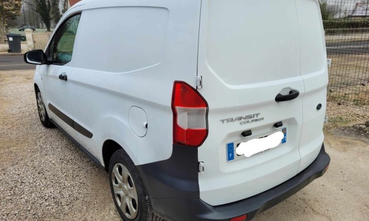 FORD TRANSIT COURIER 1.5 TDCI TREND